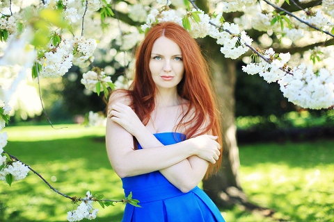 London-fashion-photoshoot-Regents_park_cherry_blossom_redhair_beauty13