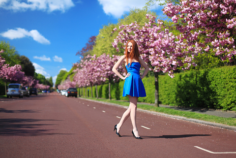 London-fashion-photoshoot-Regents_park_cherry_blossom_redhair_beauty17