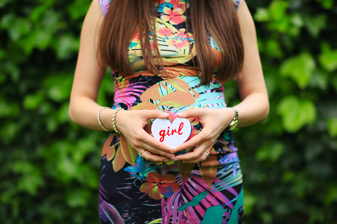 London_pregnancy_maternity_holland_park_portrait_photo_shoot_01