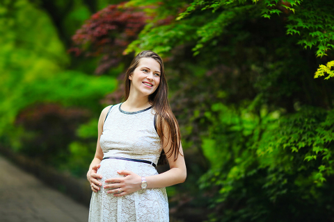 London_pregnancy_maternity_holland_park_portrait_photo_shoot_15