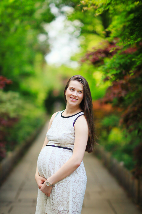 London_pregnancy_maternity_holland_park_portrait_photo_shoot_16