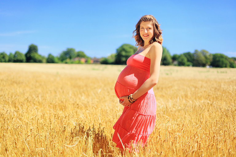 Pregnancy photo shoot in Osterley park London