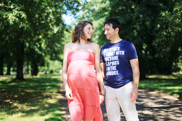 Pregnancy photo shoot in Osterley park London