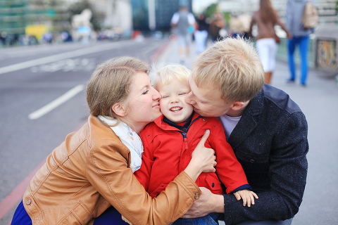 Family_outdoor_London_photo-shootBig-Ben-Westminsterkids_portraits_1 (15)