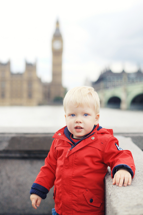 Family_outdoor_London_photo-shootBig-Ben-Westminsterkids_portraits_1 (22)