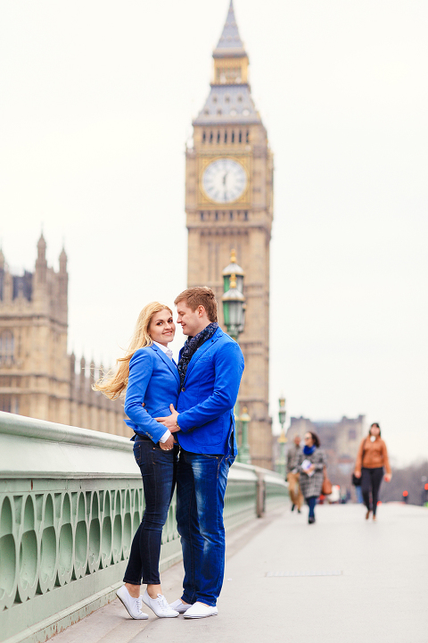 London_Engagement_love-story_photoshoot_pre-wedding_Big_Ben_Tower_Bridge_023
