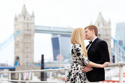 London_Engagement_love-story_photoshoot_pre-wedding_Big_Ben_Tower_Bridge_048
