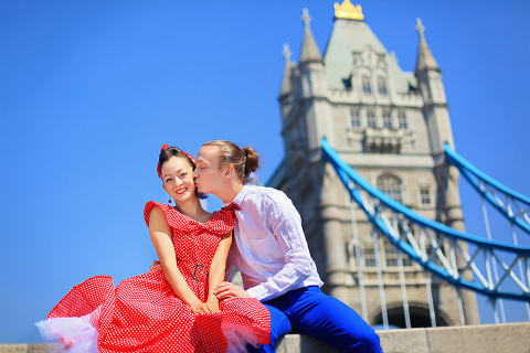 London_love-story-engagement-prewedding-photoshoot-dancers-outdoor-Big-Ben_03