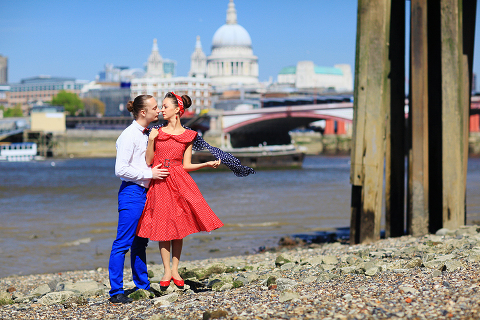 London_love-story-engagement-prewedding-photoshoot-dancers-outdoor-Big-Ben_15
