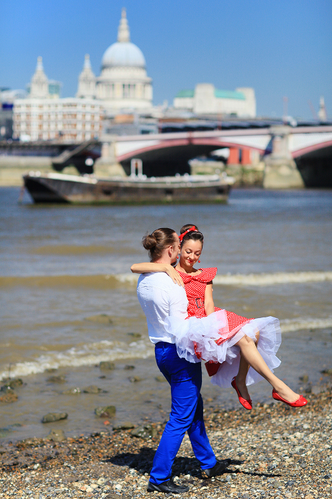 London_love-story-engagement-prewedding-photoshoot-dancers-outdoor-Big-Ben_17