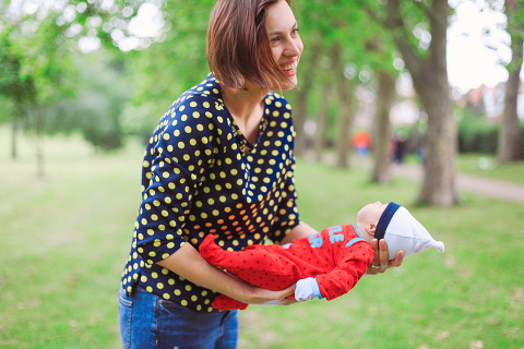 London-park-outdoor_family-photoshoot-baby-boy-summer05