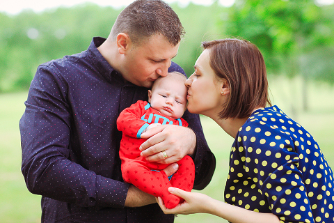 London-park-outdoor_family-photoshoot-baby-boy-summer07
