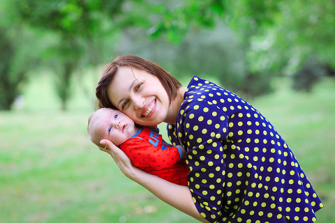 London-park-outdoor_family-photoshoot-baby-boy-summer09
