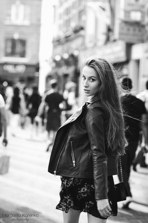 Fashion_London_Soho_Photo_shoot_Street_portrait_dress_boots_Covent_Garden21