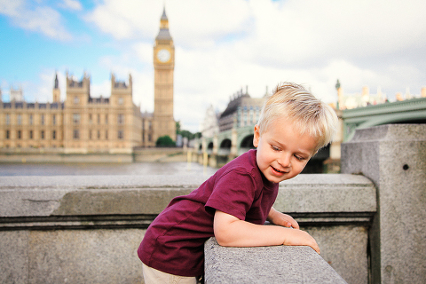 Family outdoor photo shoot London Big Ben Westminster Hampstead Heath01