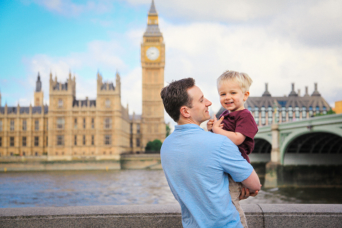 Family outdoor photo shoot London Big Ben Westminster Hampstead Heath03