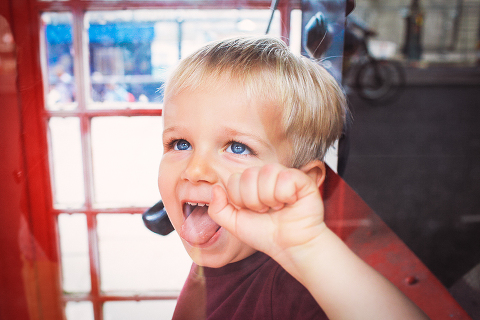 Family outdoor photo shoot London Big Ben Westminster Hampstead Heath29