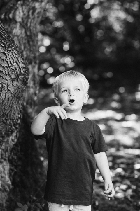 Family outdoor photo shoot London Big Ben Westminster Hampstead Heath77
