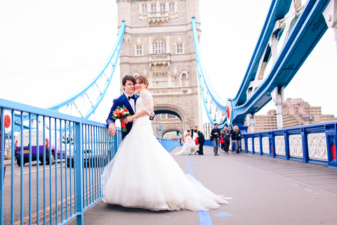 Wedding_photoshoot_London_Westminster_Bayswater_Big_Ben_Tower_Bridge_park_spring_cherry_blossom_077