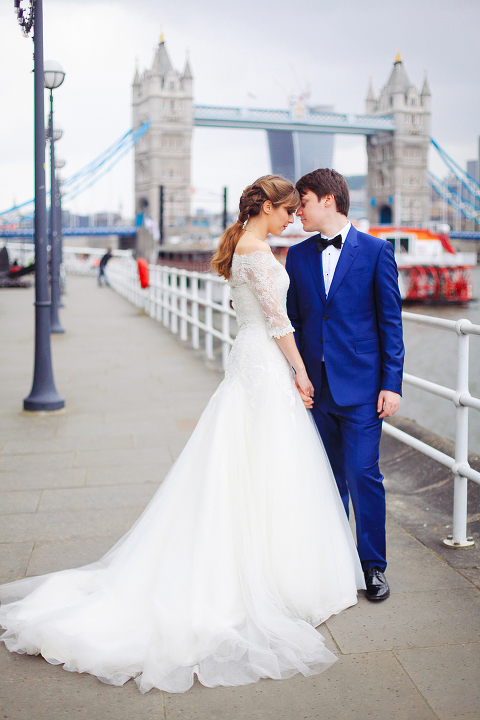 Wedding_photoshoot_London_Westminster_Bayswater_Big_Ben_Tower_Bridge_park_spring_cherry_blossom_089