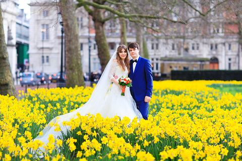 Wedding_photoshoot_London_Westminster_Bayswater_Big_Ben_Tower_Bridge_park_spring_cherry_blossom_096