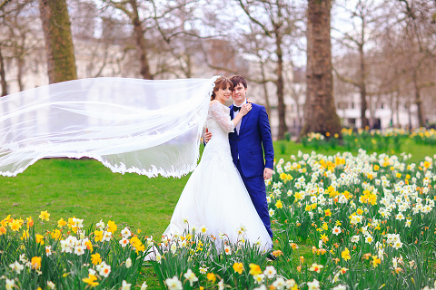 Wedding_photoshoot_London_Westminster_Bayswater_Big_Ben_Tower_Bridge_park_spring_cherry_blossom_124