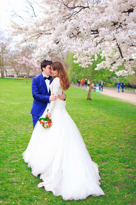 Wedding_photoshoot_London_Westminster_Bayswater_Big_Ben_Tower_Bridge_park_spring_cherry_blossom_128
