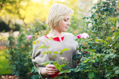 Love_engagement_photo_shoot_London_Regents_park_autumn_fall_006