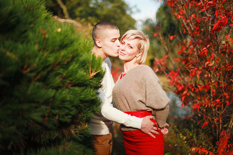 Love_engagement_photo_shoot_London_Regents_park_autumn_fall_011