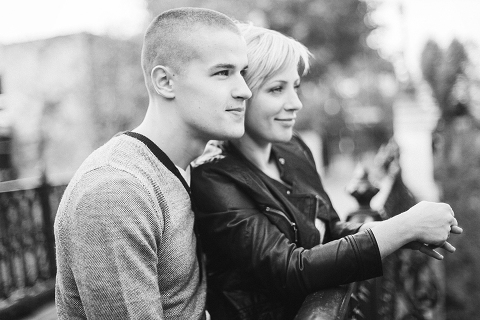 Love_engagement_photo_shoot_London_Regents_park_autumn_fall_027