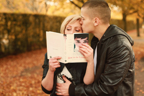 Love_engagement_photo_shoot_London_Regents_park_autumn_fall_038
