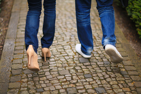 Berlin_love_engagement_photo_shoot_Potsdam_Germany_destination_romantic_030