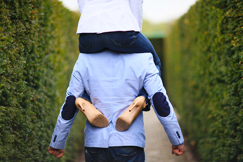 Berlin_love_engagement_photo_shoot_Potsdam_Germany_destination_romantic_032