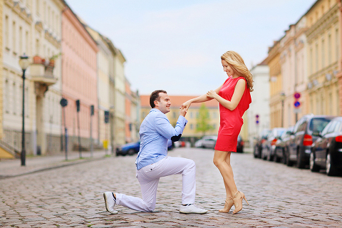 Berlin_love_engagement_photo_shoot_Potsdam_Germany_destination_romantic_070