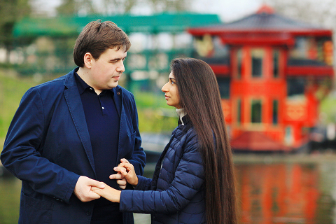 love-engagement-photo-shoot-regents-park-spring-London-020