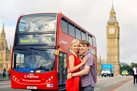 love-shoot-London-Tower-bridge-westminster-big-ben-engagement-006