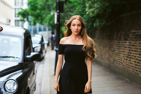 Fashion_photo_shoot_Lincolns_inn_London_Holborn_portrait_outdoor_70s_013