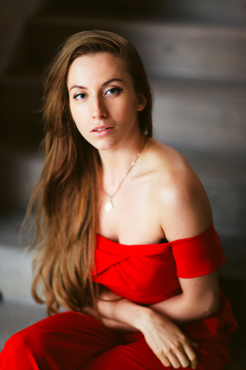 Fashion_photo_shoot_Lincolns_inn_London_Holborn_portrait_outdoor_70s_041