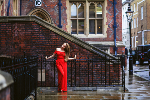 Fashion_photo_shoot_Lincolns_inn_London_Holborn_portrait_outdoor_70s_047