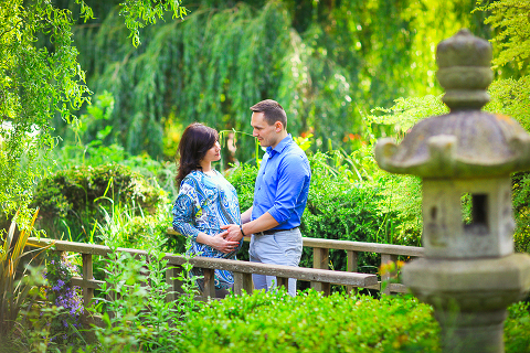 pregnancy_maternity_couple_photo_shoot_London_Regents_park_summer_rose_garden_sunset_001