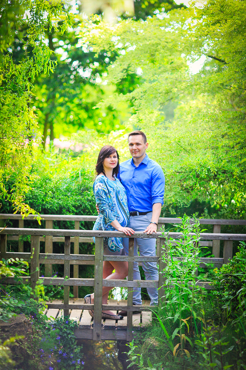 pregnancy_maternity_couple_photo_shoot_London_Regents_park_summer_rose_garden_sunset_003