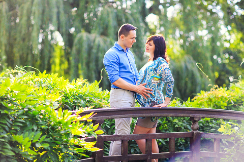 pregnancy_maternity_couple_photo_shoot_London_Regents_park_summer_rose_garden_sunset_008