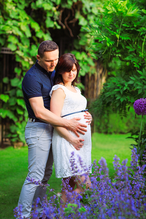 pregnancy_maternity_couple_photo_shoot_London_Regents_park_summer_rose_garden_sunset_039