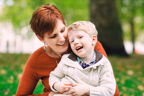 family_photo_shoot_London_st_james_park_westminster_autumn_outdoor_012