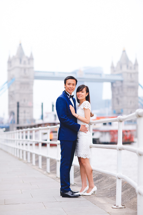 love_story_engagement_pre_wedding_photo_shoot_London_westminster_Big_Ben_Tower_Bridge_Piccadilly_005