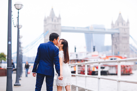 love_story_engagement_pre_wedding_photo_shoot_London_westminster_Big_Ben_Tower_Bridge_Piccadilly_008
