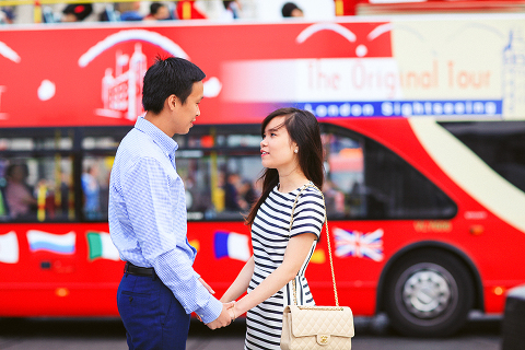 love_story_engagement_pre_wedding_photo_shoot_London_westminster_Big_Ben_Tower_Bridge_Piccadilly_048