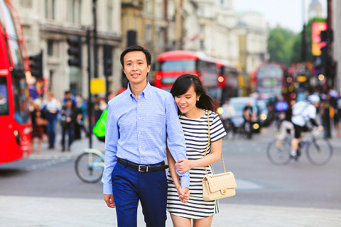 love_story_engagement_pre_wedding_photo_shoot_London_westminster_Big_Ben_Tower_Bridge_Piccadilly_052