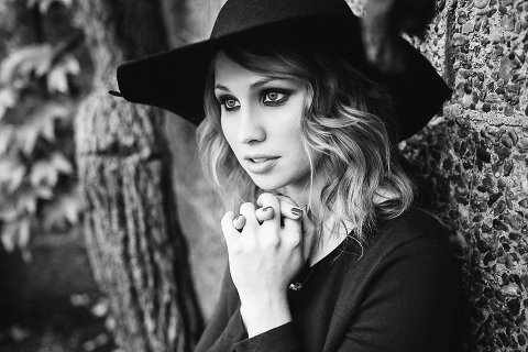 London-portrait-fashion-photo-shoot-Big-Ben-Westminster_Autumn_evening_034