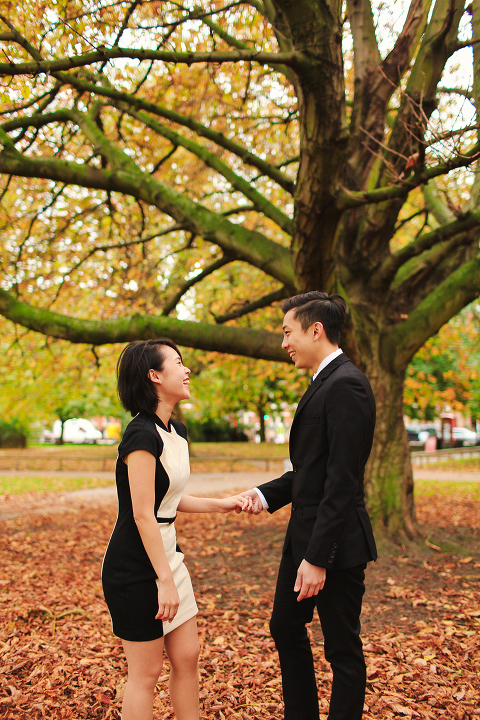 Graduation_love_couple-photo_shoot_London-Kensington_Autumn_outdoor_01
